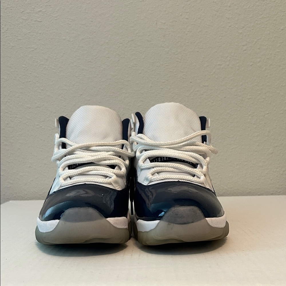 Air Jordan Retro 11 UNCs (NO box)